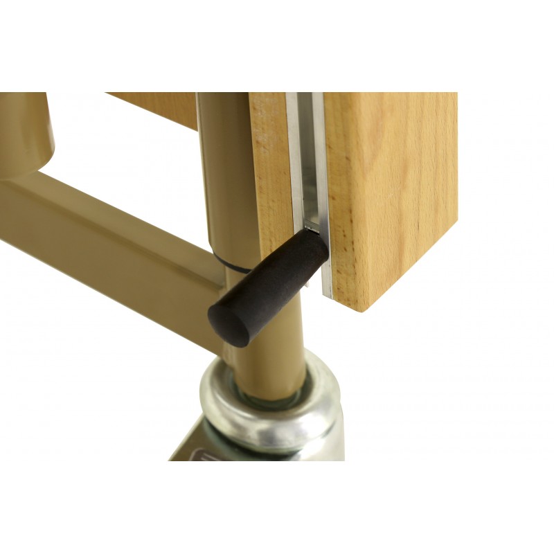 Кровать электрическая Med-Mos YG-1 (ЛДСП светлое дерево) с металлическими ламелями